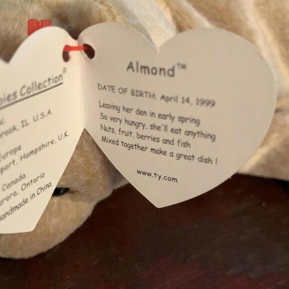🍁Ty beanie baby Bear Almond April 14, 1999 - Picture 10 of 12